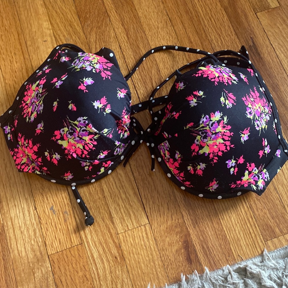 Victoria secret bathing suit top